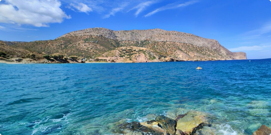 フォデーレ ビーチ: クレタ島の海岸にある海岸の安息の地