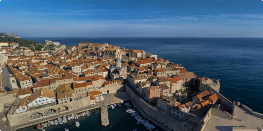 Cidade velha de Dubrovnik: um guia para a maravilha arquitetônica da Croácia