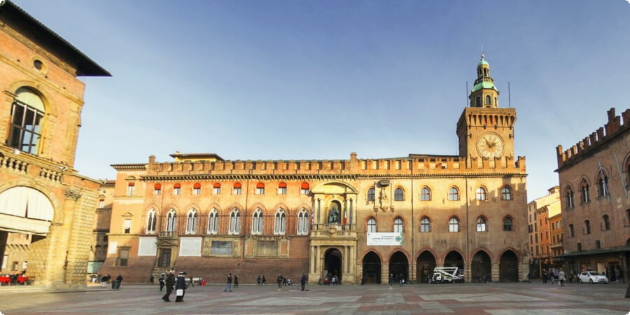 Top 5 atrakcí v okolí Piazza Maggiore, které si nemůžete nechat ujít