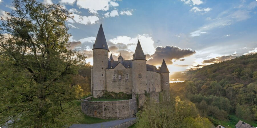 Castello di Vêves: svelare i misteri del castello più pittoresco del Belgio