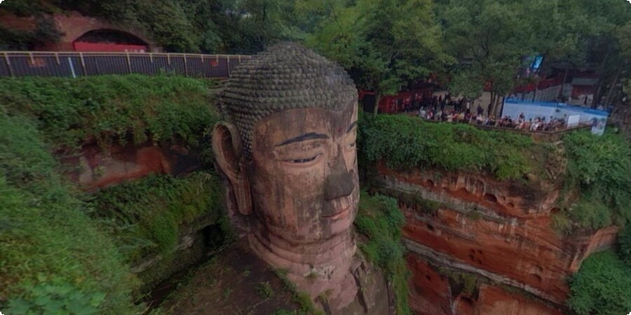 Leshan Giant Buddha: En rejsendes guide til Kinas enorme statue