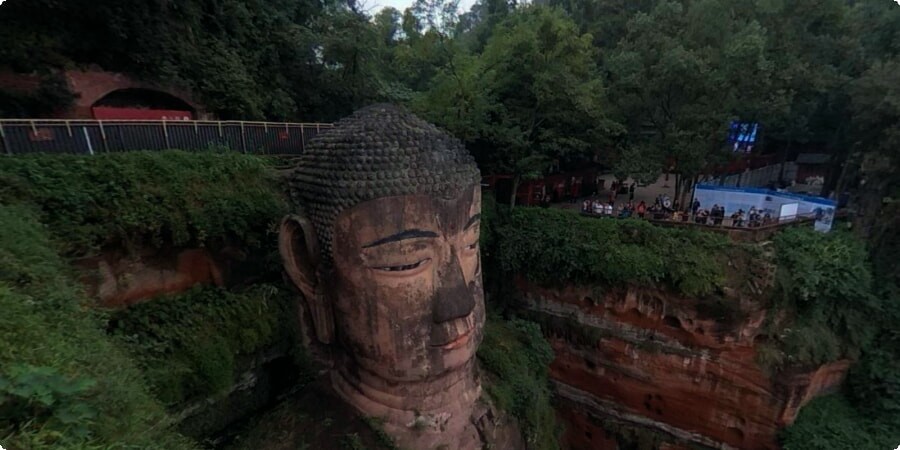 Exploring the Surroundings: More Attractions Near Leshan