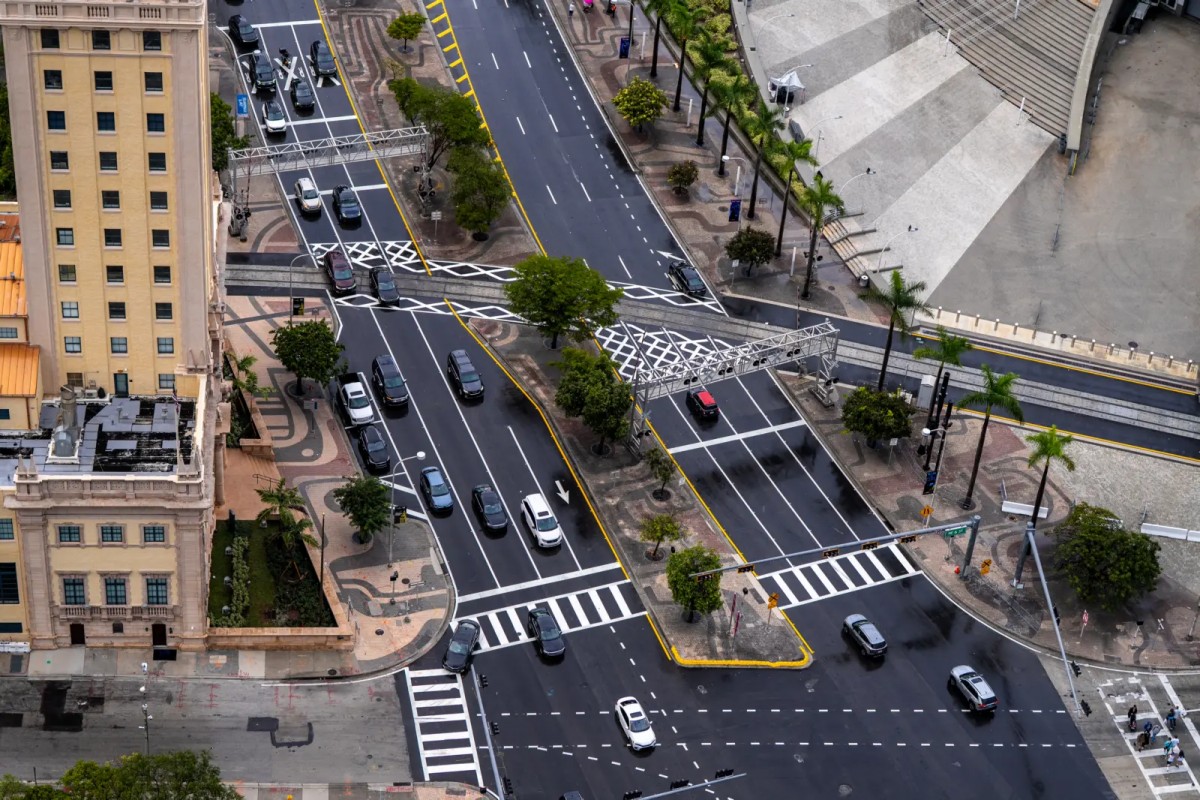 City Driving in Florida