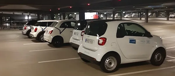 SHARE NOW Carsharing Flughafen Köln-Bonn (CGN)