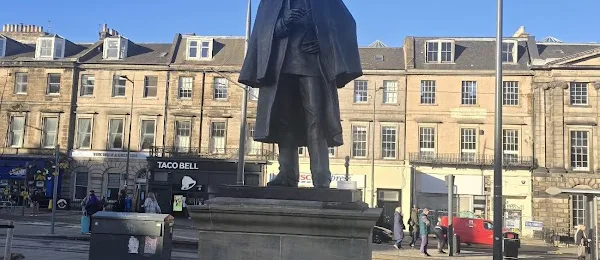 Hertz Car Hire - Edinburgh - Haymarket