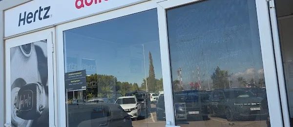 Hertz [Location voitures Fès Saïss Airport Car rental Alquiler de coches تأجير السيارات في مطار فاس]‎