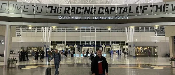 Hertz Car Rental - Indianapolis - Indianapolis International Airport (IND)