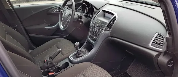 Budget Car Rental - Brno–Tuřany Airport