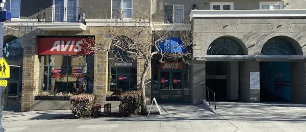 Avis