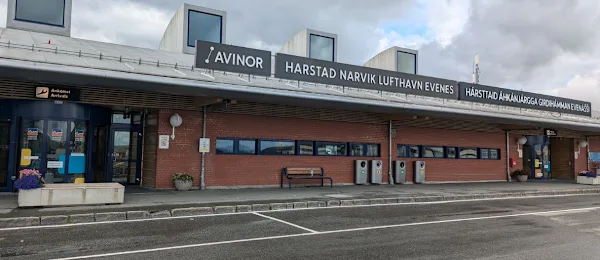 Avis Leiebil - Harstad Narvik flyplass Evenes