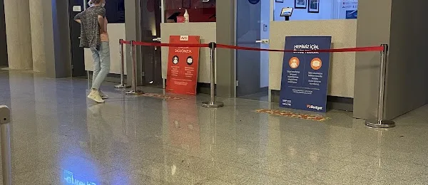 Avis - Dalaman Havalimanı Dış Hatlar Şubesi