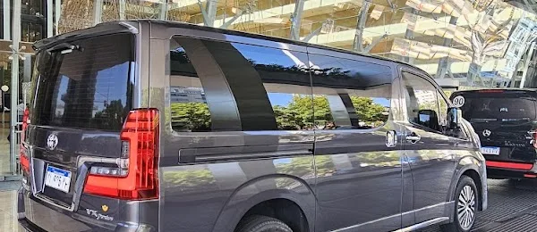 Ezeivan Group Transport