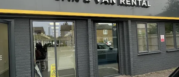 Arnold Clark Car & Van Rental, Heathrow Airport